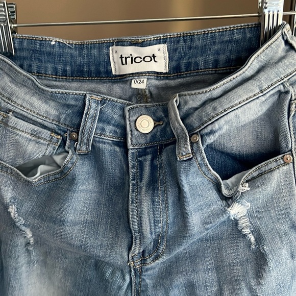 Light washed distress denim - Picture 1 of 3